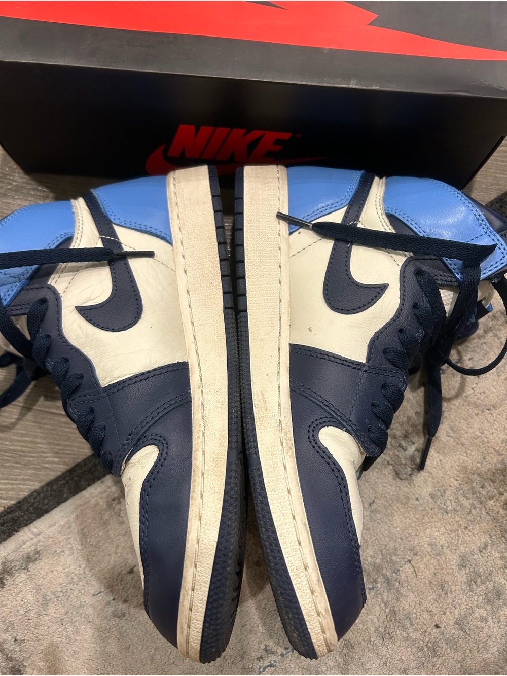 Jordan 1 Retro high obsidian UNC gs